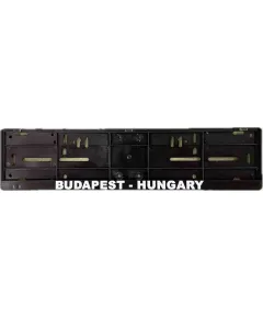 RENDSZÁMTARTÓ ALSÓ LÉCES FELIRATOS " BUDAPEST - HUNGARY "