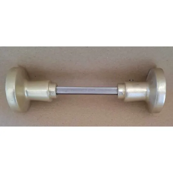 Forgóajtógomb 8x8/f2